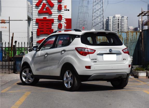 长安CS35 2015款 1.6L 自动尊贵型 国V 外观   斜后
