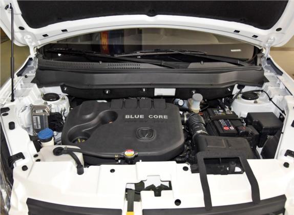 长安CS35 2016款 1.6L 手动豪华型 国IV 其他细节类   发动机舱