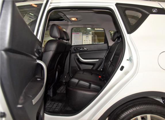 长安CS35 2016款 1.6L 手动豪华型 国IV 车厢座椅   后排空间