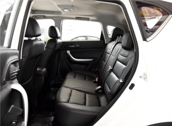 长安CS35 2016款 1.6L 自动豪华型 国IV 车厢座椅   后排空间