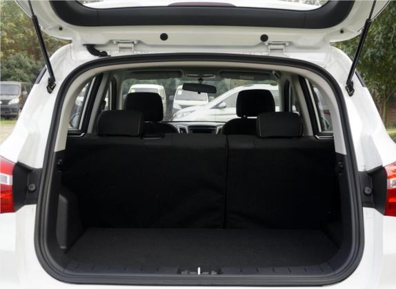 长安CS35 2017款 1.6L 手动舒适型 车厢座椅   后备厢