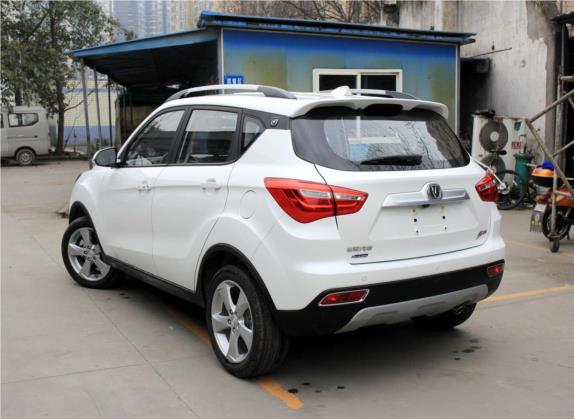 长安CS35 2017款 1.6L 手动尊贵型 外观   斜后