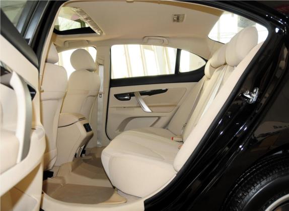睿骋 2013款 1.8T 自动精英型 国V 车厢座椅   后排空间