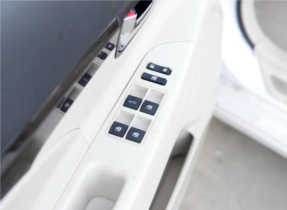 睿骋 2013款 1.8T 自动精英型 国IV 车厢座椅   门窗控制