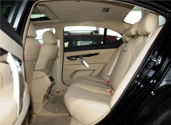 睿骋 2014款 1.8T 自动精英周年版 国V 车厢座椅   后排空间