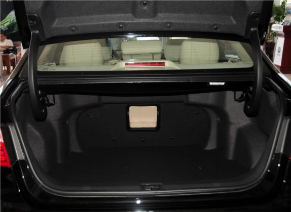 睿骋 2014款 1.8T 自动精英周年版 国V 车厢座椅   后备厢