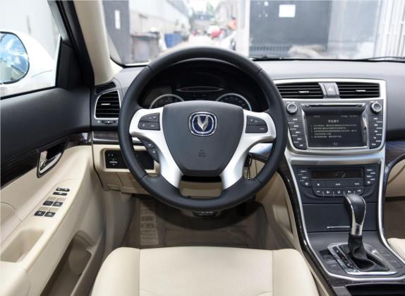睿骋 2014款 1.8T 自动精英周年版 国IV 中控类   驾驶位