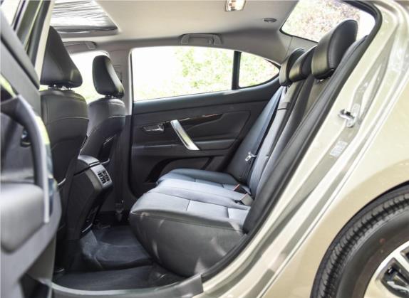 睿骋 2016款 1.8T 自动智享版尊领型 车厢座椅   后排空间