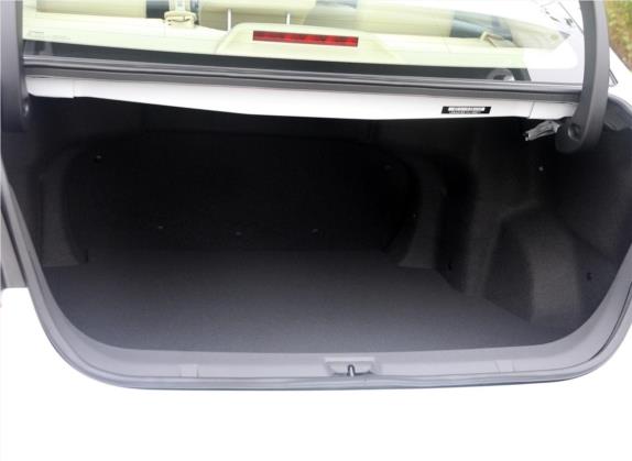 睿骋 2017款 1.5T 自动智享版尊悦型 车厢座椅   后备厢