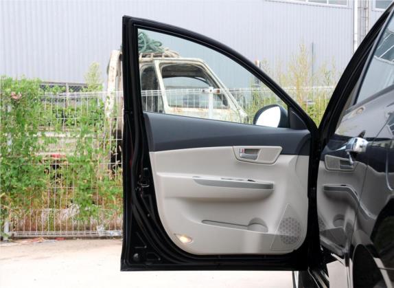 悦翔V5 2012款 1.5L 手动梦幻型 车厢座椅   前门板