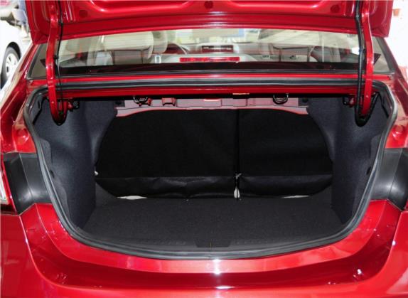 悦翔V5 2012款 1.5L 自动运动型 车厢座椅   后备厢