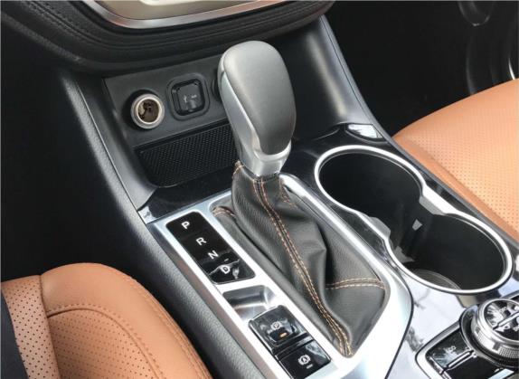 长安CS95 2017款 2.0T 两驱智途版 中控类   挡把