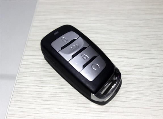 长安CS95 2018款 2.0T 两驱荣耀版 其他细节类   钥匙