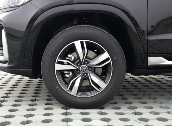 长安CS95 2019款 2.0T 两驱精英型 其他细节类   前轮