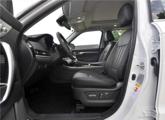 长安CS95 2019款 2.0T 两驱豪华型 车厢座椅   前排空间