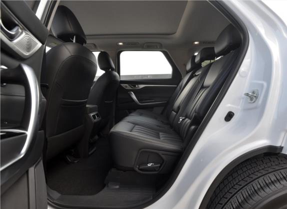 长安CS95 2019款 2.0T 两驱豪华型 车厢座椅   后排空间