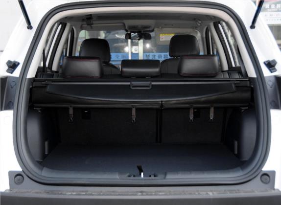 长安CS75 2014款 1.8T 自动精英型 国V 车厢座椅   后备厢