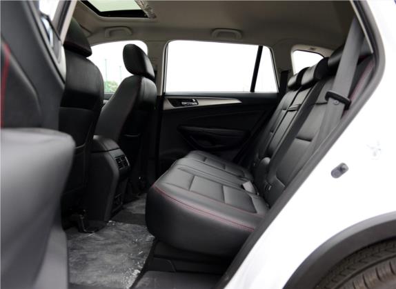 长安CS75 2014款 1.8T 自动尊贵型 国V 车厢座椅   后排空间