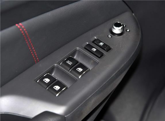 长安CS75 2015款 1.8T 自动四驱精英型 国V 车厢座椅   门窗控制