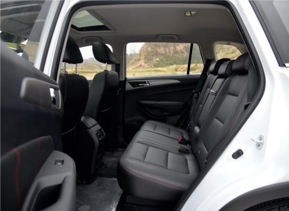 长安CS75 2016款 1.8T 自动尊荣型 国V 车厢座椅   后排空间