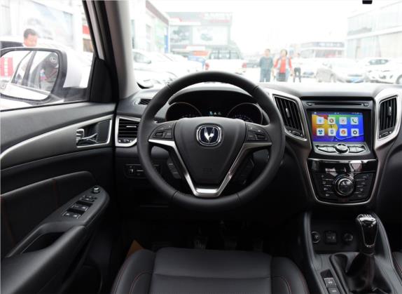 长安CS75 2016款 1.5T 手动锋尚型 中控类   驾驶位