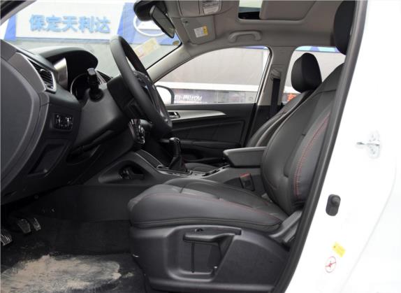 长安CS75 2016款 1.5T 手动锋尚型 车厢座椅   前排空间