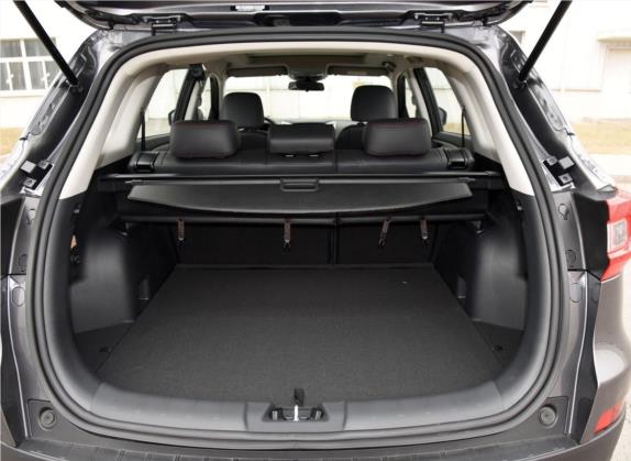 长安CS75 2017款 尚酷版 1.5T 手动尊享型 车厢座椅   后备厢