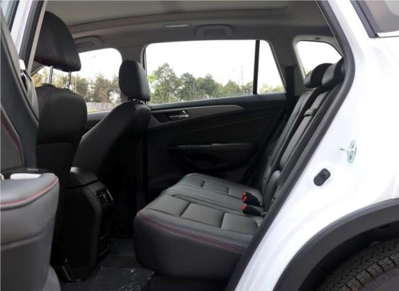 长安CS75 2017款 尚酷版 1.5T 自动锋享型 车厢座椅   后排空间