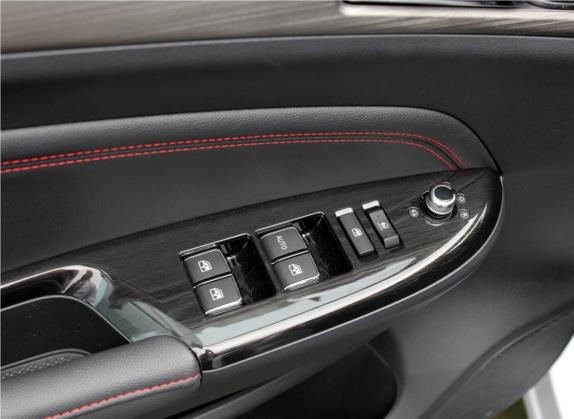 长安CS75 2017款 尚酷版 1.5T 自动锋锐型 车厢座椅   门窗控制
