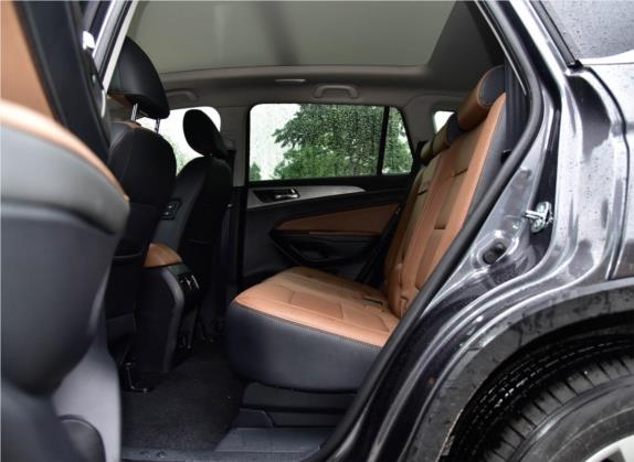 长安CS75 2017款 尚酷版 1.5T 自动锋领型 车厢座椅   后排空间