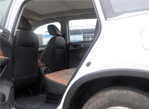 长安CS75 2017款 尚酷版 1.8T 自动四驱豪华型 车厢座椅   后排空间