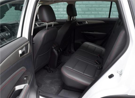 长安CS75 2017款 尚酷版 1.8T 自动四驱尊贵型 车厢座椅   后排空间