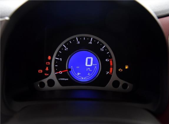 奔奔 2015款 1.4L 手动天窗版 国IV 中控类   仪表盘