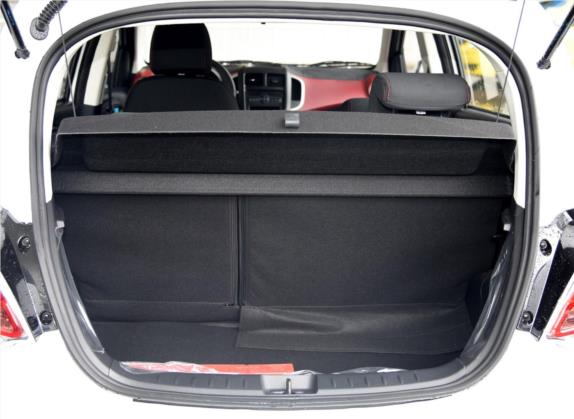 奔奔 2015款 1.4L IMT豪华型 国V 车厢座椅   后备厢