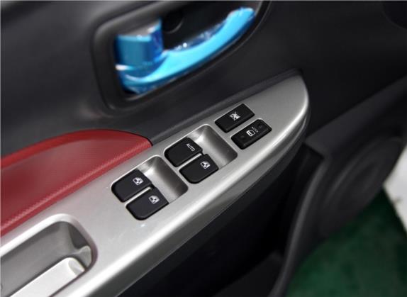 奔奔 2015款 1.4L IMT豪华型 国V 车厢座椅   门窗控制