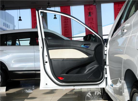 悦翔V7 2015款 1.6L 手动乐享型 国IV 车厢座椅   前门板