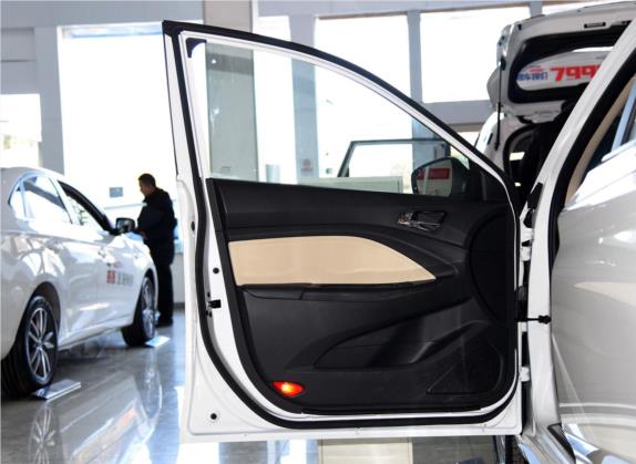 悦翔V7 2015款 1.6L 自动乐动型 国V 车厢座椅   前门板
