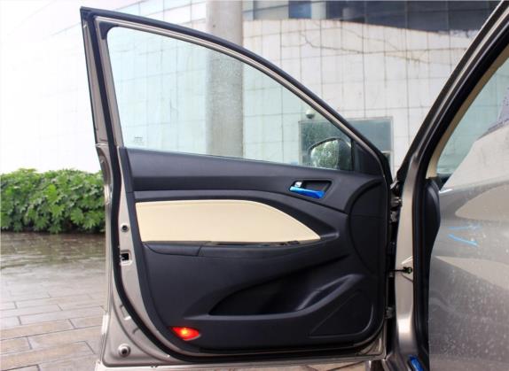 悦翔V7 2016款 1.6L 手动乐尚型 国IV 车厢座椅   前门板