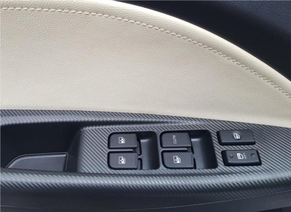 悦翔V7 2016款 1.6L 自动乐趣型 国IV 车厢座椅   门窗控制