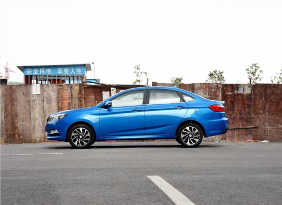 悦翔V7 2016款 1.6L 自动乐趣型 国V 外观   正侧