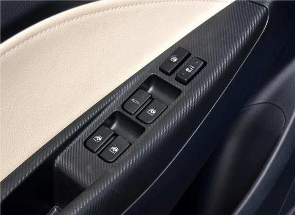 悦翔V7 2016款 1.6L 自动乐趣型 国V 车厢座椅   门窗控制