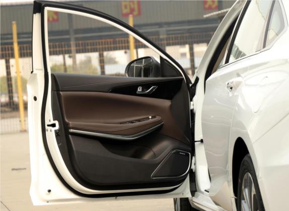 睿骋CC 2018款 1.5T 自动豪雅型 国V 车厢座椅   前门板