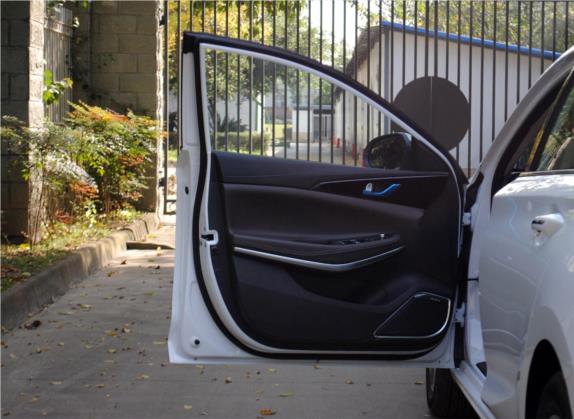 睿骋CC 2018款 1.5T 手动典雅型星空版 国V 车厢座椅   前门板