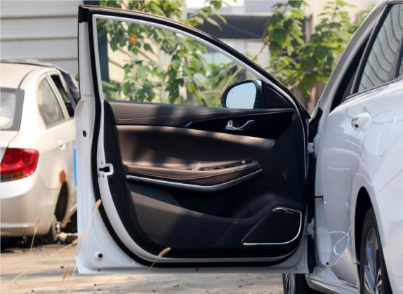 睿骋CC 2018款 1.5T 自动豪雅型光芒版 国V 车厢座椅   前门板