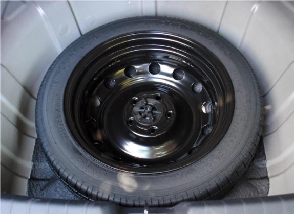 睿骋CC 2019款 1.5T 自动典雅型星空版 国VI 其他细节类   备胎