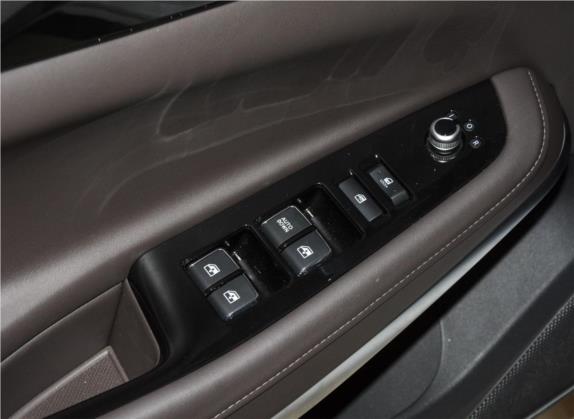 睿骋CC 2019款 1.5T 自动豪雅型光芒版 国VI 车厢座椅   门窗控制