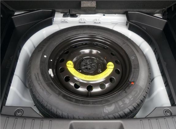 长安CS15 2016款 1.5L 手动豪华版 其他细节类   备胎
