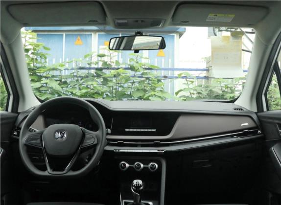 长安CS15 2019款 1.5L 手动舒适型 国V 中控类   中控全图