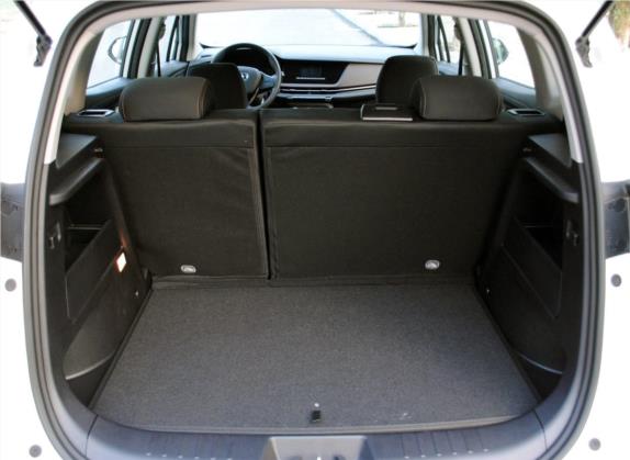 长安CS15 2019款 1.5L 自动舒适型 国VI 车厢座椅   后备厢