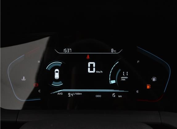 长安CS15 2021款 1.5L 手动进取型 中控类   仪表盘